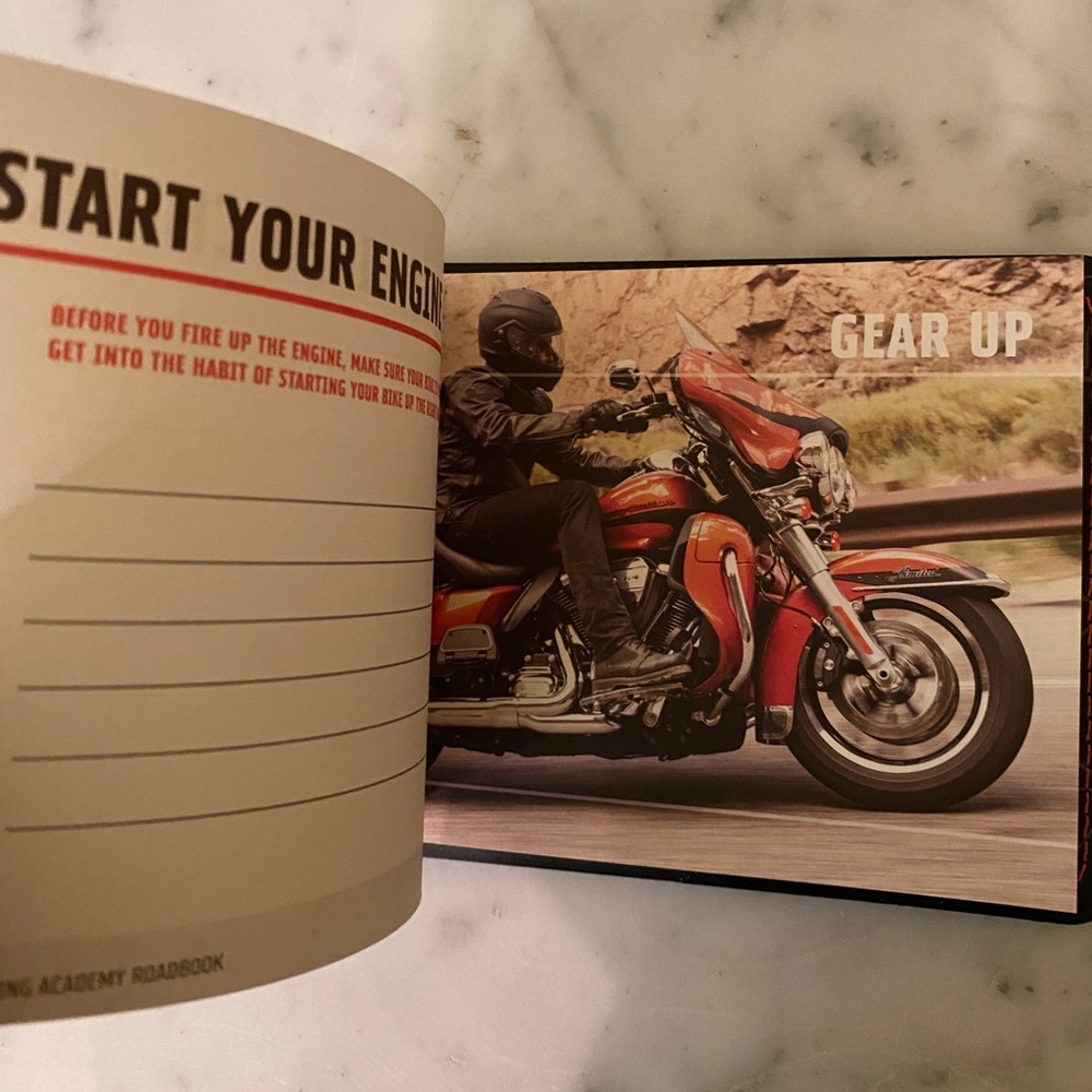 Harley-Davidson Informational Notebook - Picture 12 of 12